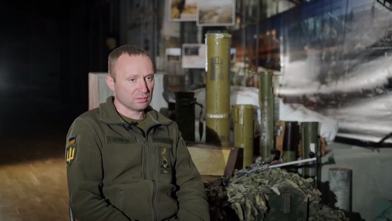 "Ніхто з моєї сім'ї не дає коментарів", - головнокомандувач ЗСУ застеріг від масштабної ІПСО проти військового керівництва "Ніхто з моєї сім'ї не дає коментарів", - головнокомандувач ЗСУ застеріг від масштабної ІПСО проти військового керівництва